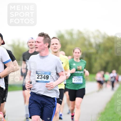 07.04.2024 - 43. Internationalen Wilhelmsburger Insellauf Dr. Thomas Lammeyer http://msf.ph/oto/6039005 07.04.2024 10:29:58 Laufen 2349, 2205 meine-sportfotos.de