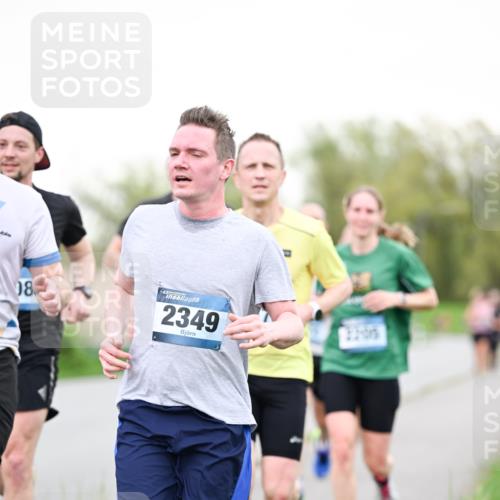 07.04.2024 - 43. Internationalen Wilhelmsburger Insellauf Dr. Thomas Lammeyer http://msf.ph/oto/6039008 07.04.2024 10:29:58 Laufen 08, 43, 2349 meine-sportfotos.de
