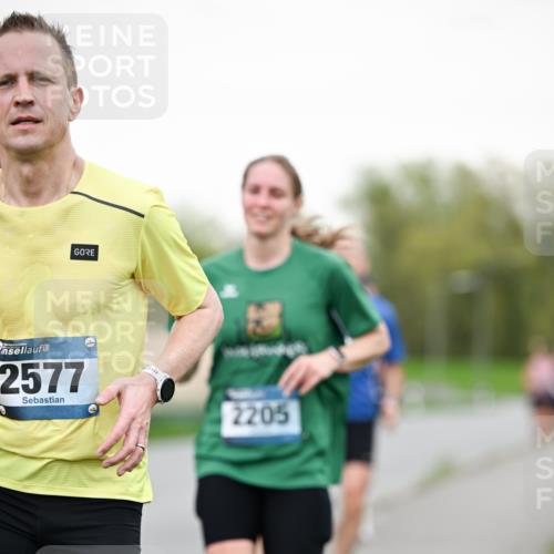 07.04.2024 - 43. Internationalen Wilhelmsburger Insellauf Dr. Thomas Lammeyer http://msf.ph/oto/6039015 07.04.2024 10:30:00 Laufen 2577, 2205 meine-sportfotos.de