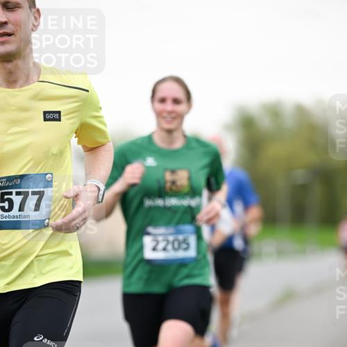 07.04.2024 - 43. Internationalen Wilhelmsburger Insellauf Dr. Thomas Lammeyer http://msf.ph/oto/6039016 07.04.2024 10:30:00 Laufen 577, 2205 meine-sportfotos.de