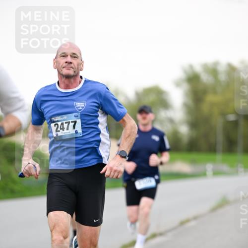 07.04.2024 - 43. Internationalen Wilhelmsburger Insellauf Dr. Thomas Lammeyer http://msf.ph/oto/6039022 07.04.2024 10:30:01 Laufen 2477 meine-sportfotos.de