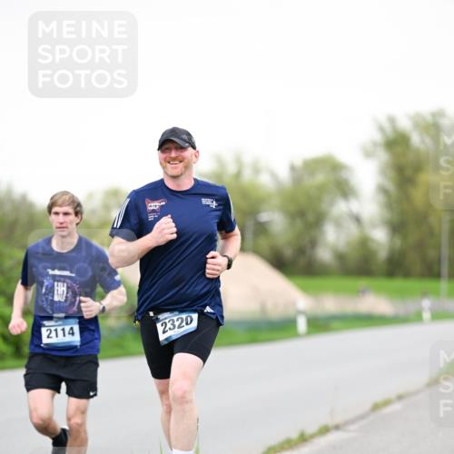 07.04.2024 - 43. Internationalen Wilhelmsburger Insellauf Dr. Thomas Lammeyer http://msf.ph/oto/6039028 07.04.2024 10:30:03 Laufen 2114, 2320 meine-sportfotos.de