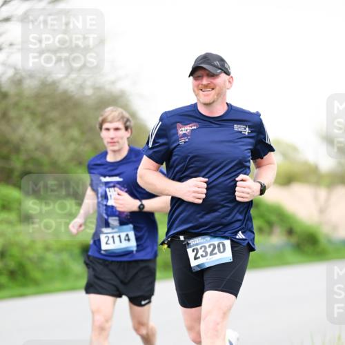 07.04.2024 - 43. Internationalen Wilhelmsburger Insellauf Dr. Thomas Lammeyer http://msf.ph/oto/6039035 07.04.2024 10:30:04 Laufen 2114, 2320 meine-sportfotos.de