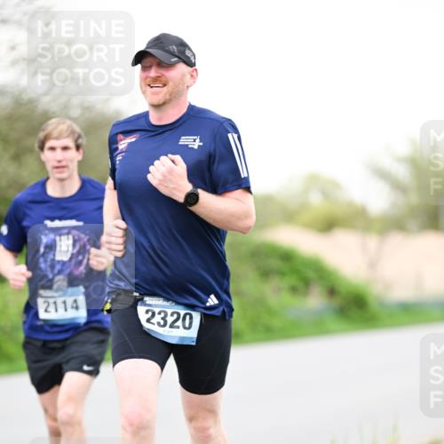 07.04.2024 - 43. Internationalen Wilhelmsburger Insellauf Dr. Thomas Lammeyer http://msf.ph/oto/6039037 07.04.2024 10:30:04 Laufen 2114, 2320 meine-sportfotos.de