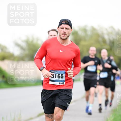 07.04.2024 - 43. Internationalen Wilhelmsburger Insellauf Dr. Thomas Lammeyer http://msf.ph/oto/6039103 07.04.2024 10:30:24 Laufen 3165, 3165 meine-sportfotos.de