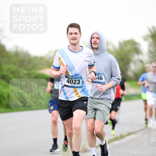 07.04.2024 - 43. Internationalen Wilhelmsburger Insellauf Dr. Thomas Lammeyer http://msf.ph/oto/6039139 07.04.2024 10:30:32 Laufen 4023, 46 meine-sportfotos.de
