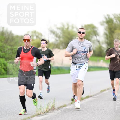 07.04.2024 - 43. Internationalen Wilhelmsburger Insellauf Dr. Thomas Lammeyer http://msf.ph/oto/6039143 07.04.2024 10:30:34 Laufen 202, 318 meine-sportfotos.de