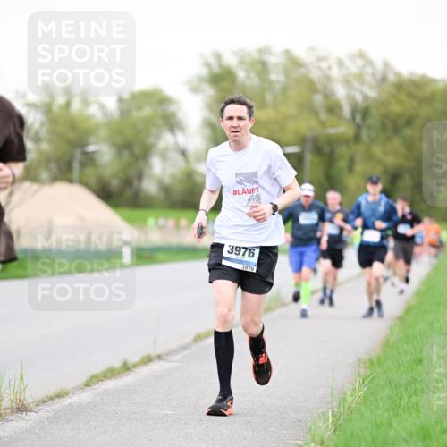 07.04.2024 - 43. Internationalen Wilhelmsburger Insellauf Dr. Thomas Lammeyer http://msf.ph/oto/6039154 07.04.2024 10:30:38 Laufen 3976, 3976 meine-sportfotos.de