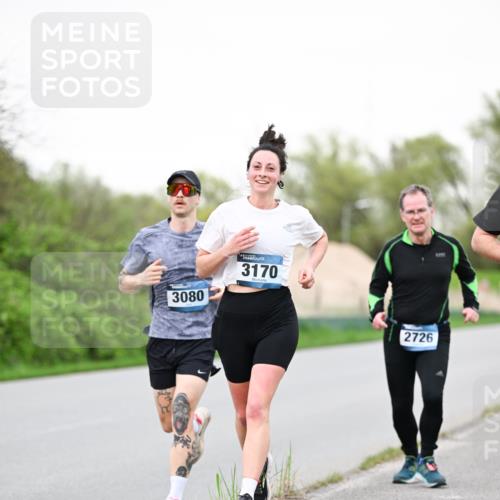 07.04.2024 - 43. Internationalen Wilhelmsburger Insellauf Dr. Thomas Lammeyer http://msf.ph/oto/6039215 07.04.2024 10:30:50 Laufen 3080, 3170, 2726 meine-sportfotos.de