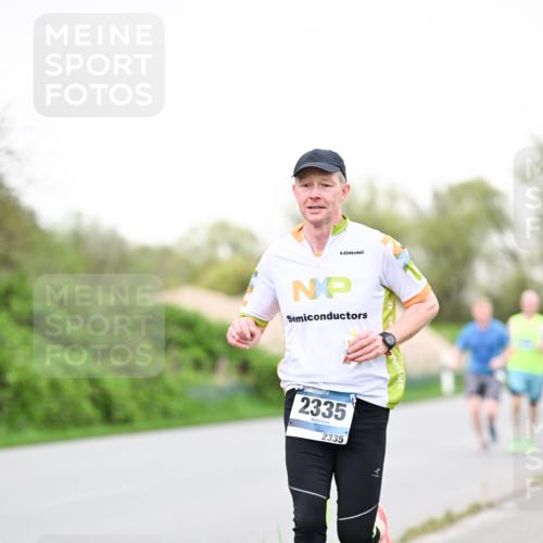 07.04.2024 - 43. Internationalen Wilhelmsburger Insellauf Dr. Thomas Lammeyer http://msf.ph/oto/6039252 07.04.2024 10:30:57 Laufen 2335, 2335 meine-sportfotos.de