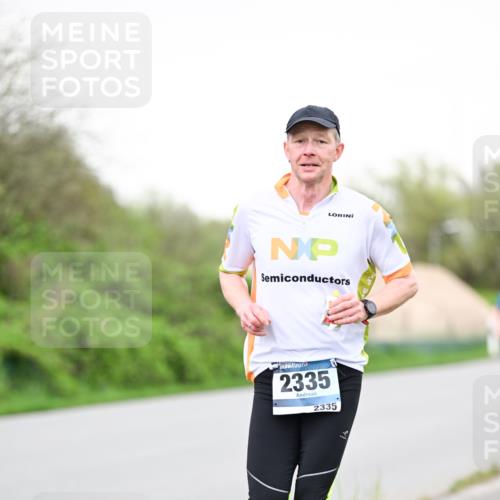 07.04.2024 - 43. Internationalen Wilhelmsburger Insellauf Dr. Thomas Lammeyer http://msf.ph/oto/6039255 07.04.2024 10:30:58 Laufen 2335, 2335 meine-sportfotos.de