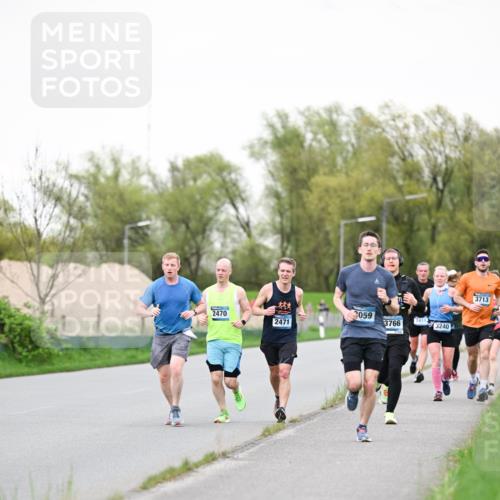 07.04.2024 - 43. Internationalen Wilhelmsburger Insellauf Dr. Thomas Lammeyer http://msf.ph/oto/6039259 07.04.2024 10:30:59 Laufen 3059, 3766, 3240 meine-sportfotos.de