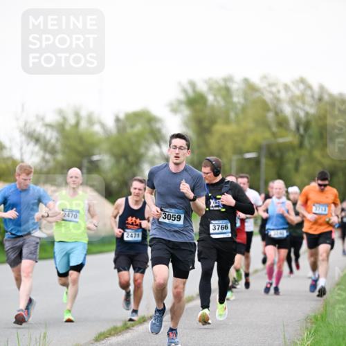 07.04.2024 - 43. Internationalen Wilhelmsburger Insellauf Dr. Thomas Lammeyer http://msf.ph/oto/6039269 07.04.2024 10:31:01 Laufen 2470, 2471, 3059, 3766, 3713 meine-sportfotos.de