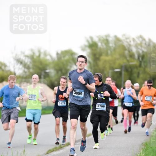 07.04.2024 - 43. Internationalen Wilhelmsburger Insellauf Dr. Thomas Lammeyer http://msf.ph/oto/6039270 07.04.2024 10:31:01 Laufen 2470, 2471, 3059, 3766, 3713 meine-sportfotos.de
