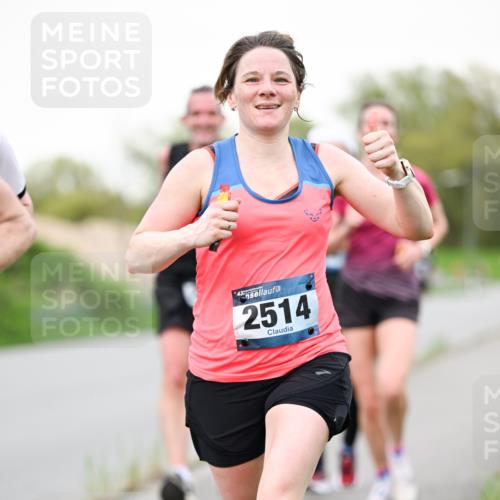 07.04.2024 - 43. Internationalen Wilhelmsburger Insellauf Dr. Thomas Lammeyer http://msf.ph/oto/6039312 07.04.2024 10:31:09 Laufen 43, 2514 meine-sportfotos.de