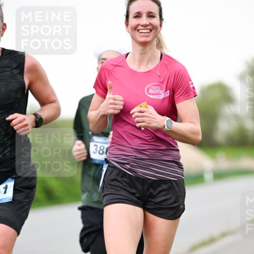 07.04.2024 - 43. Internationalen Wilhelmsburger Insellauf Dr. Thomas Lammeyer http://msf.ph/oto/6039322 07.04.2024 10:31:10 Laufen 1, 386 meine-sportfotos.de