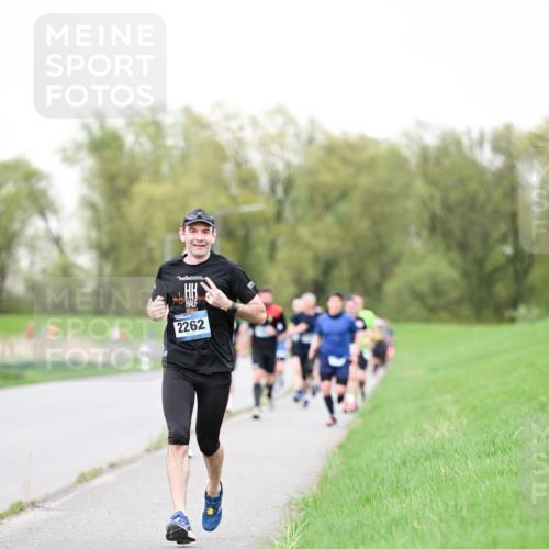 07.04.2024 - 43. Internationalen Wilhelmsburger Insellauf Dr. Thomas Lammeyer http://msf.ph/oto/6039325 07.04.2024 10:31:14 Laufen  meine-sportfotos.de