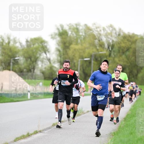 07.04.2024 - 43. Internationalen Wilhelmsburger Insellauf Dr. Thomas Lammeyer http://msf.ph/oto/6039351 07.04.2024 10:31:21 Laufen 29, 3458 meine-sportfotos.de