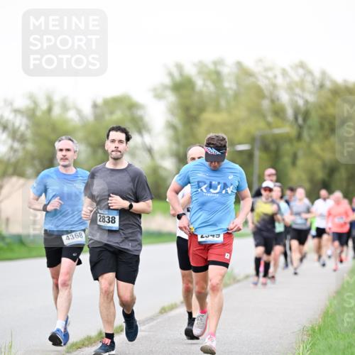 07.04.2024 - 43. Internationalen Wilhelmsburger Insellauf Dr. Thomas Lammeyer http://msf.ph/oto/6039397 07.04.2024 10:31:33 Laufen 4368, 2838, 49 meine-sportfotos.de