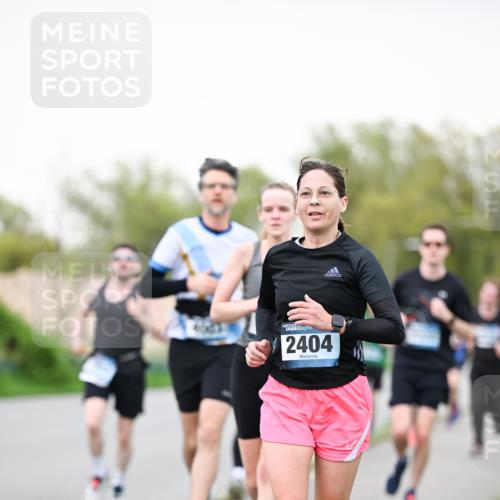 07.04.2024 - 43. Internationalen Wilhelmsburger Insellauf Dr. Thomas Lammeyer http://msf.ph/oto/6039559 07.04.2024 10:32:10 Laufen 2404 meine-sportfotos.de