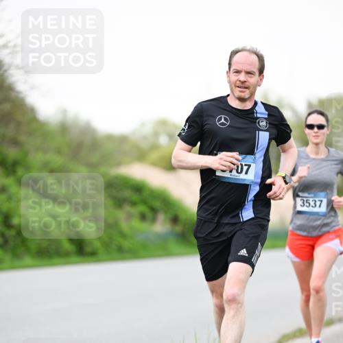 07.04.2024 - 43. Internationalen Wilhelmsburger Insellauf Dr. Thomas Lammeyer http://msf.ph/oto/6039612 07.04.2024 10:32:20 Laufen 07, 3537 meine-sportfotos.de
