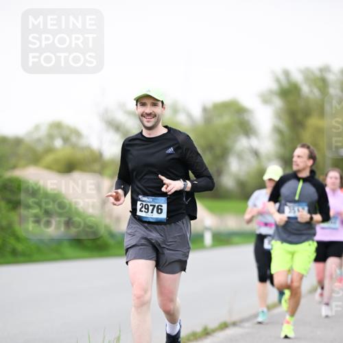 07.04.2024 - 43. Internationalen Wilhelmsburger Insellauf Dr. Thomas Lammeyer http://msf.ph/oto/6039809 07.04.2024 10:33:06 Laufen 2976 meine-sportfotos.de