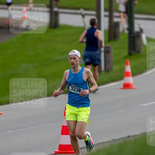 07.04.2024 - 43. Internationalen Wilhelmsburger Insellauf Michael Strokosch http://msf.ph/oto/6040910 07.04.2024 10:20:01 Laufen 3238 meine-sportfotos.de