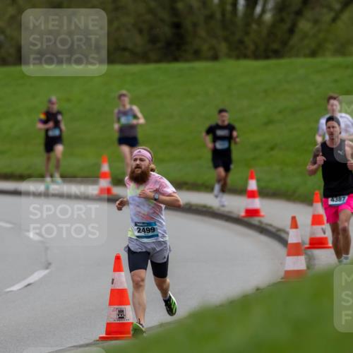 07.04.2024 - 43. Internationalen Wilhelmsburger Insellauf Michael Strokosch http://msf.ph/oto/6040927 07.04.2024 10:20:18 Laufen 2499, 4387 meine-sportfotos.de