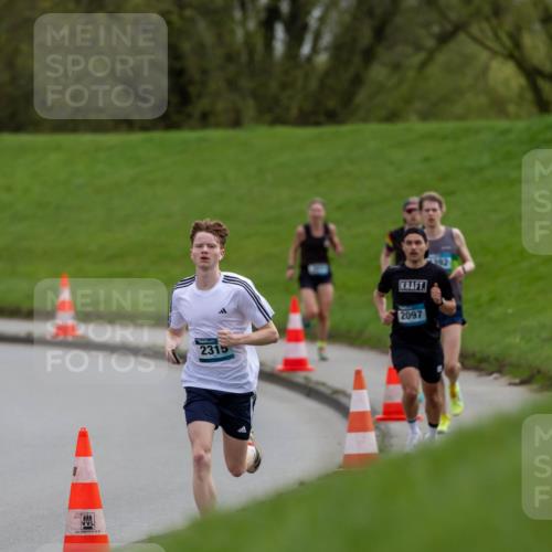 07.04.2024 - 43. Internationalen Wilhelmsburger Insellauf Michael Strokosch http://msf.ph/oto/6040998 07.04.2024 10:20:29 Laufen 2315, 2097 meine-sportfotos.de