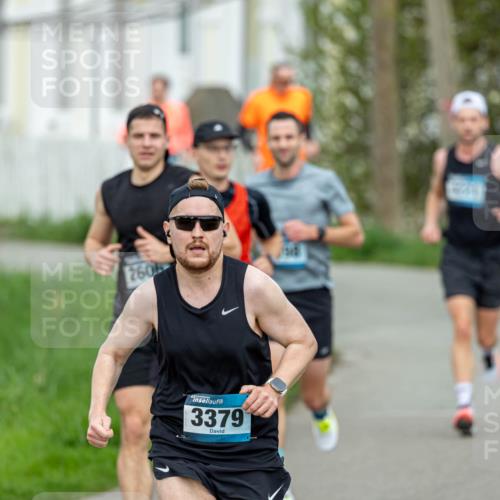 07.04.2024 - 43. Internationalen Wilhelmsburger Insellauf Michael Strokosch http://msf.ph/oto/6041015 07.04.2024 10:20:43 Laufen 2606, 3379 meine-sportfotos.de
