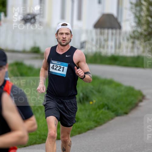 07.04.2024 - 43. Internationalen Wilhelmsburger Insellauf Michael Strokosch http://msf.ph/oto/6041038 07.04.2024 10:20:47 Laufen 4221 meine-sportfotos.de