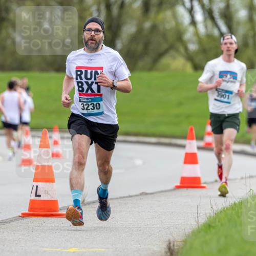 07.04.2024 - 43. Internationalen Wilhelmsburger Insellauf Michael Strokosch http://msf.ph/oto/6041046 07.04.2024 10:21:07 Laufen 3230, 1901 meine-sportfotos.de