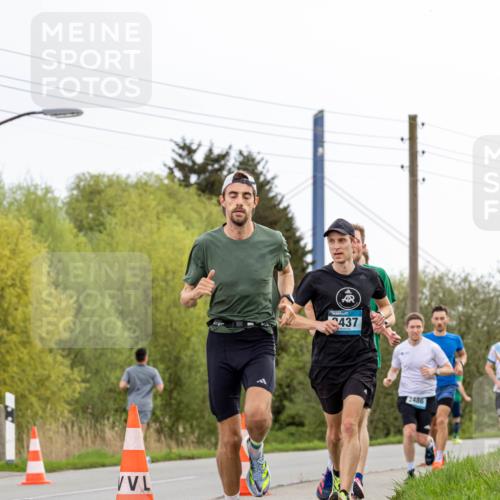 07.04.2024 - 43. Internationalen Wilhelmsburger Insellauf Michael Strokosch http://msf.ph/oto/6041110 07.04.2024 10:21:52 Laufen 437, 2486 meine-sportfotos.de