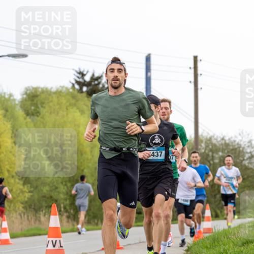 07.04.2024 - 43. Internationalen Wilhelmsburger Insellauf Michael Strokosch http://msf.ph/oto/6041114 07.04.2024 10:21:53 Laufen 3, 437 meine-sportfotos.de