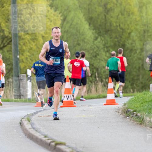 07.04.2024 - 43. Internationalen Wilhelmsburger Insellauf Michael Strokosch http://msf.ph/oto/6041131 07.04.2024 10:22:26 Laufen 55, 10, 21, 2581 meine-sportfotos.de