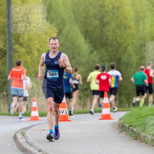 07.04.2024 - 43. Internationalen Wilhelmsburger Insellauf Michael Strokosch http://msf.ph/oto/6041132 07.04.2024 10:22:27 Laufen 3681 meine-sportfotos.de