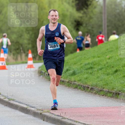 07.04.2024 - 43. Internationalen Wilhelmsburger Insellauf Michael Strokosch http://msf.ph/oto/6041153 07.04.2024 10:22:30 Laufen 3681 meine-sportfotos.de