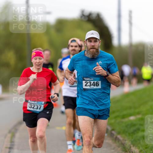 07.04.2024 - 43. Internationalen Wilhelmsburger Insellauf Michael Strokosch http://msf.ph/oto/6041226 07.04.2024 10:25:17 Laufen 3237, 2346, 9 meine-sportfotos.de