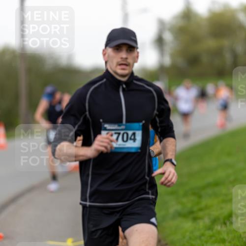 07.04.2024 - 43. Internationalen Wilhelmsburger Insellauf Michael Strokosch http://msf.ph/oto/6041258 07.04.2024 10:25:41 Laufen 704 meine-sportfotos.de