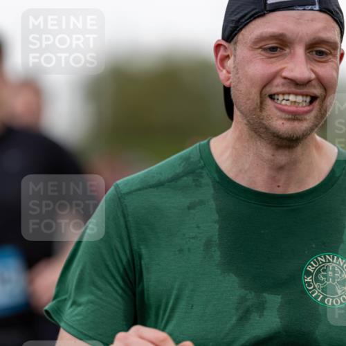 07.04.2024 - 43. Internationalen Wilhelmsburger Insellauf Michael Strokosch http://msf.ph/oto/6041296 07.04.2024 10:25:48 Laufen  meine-sportfotos.de