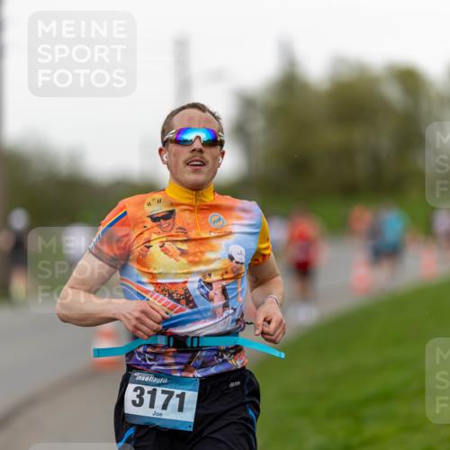 07.04.2024 - 43. Internationalen Wilhelmsburger Insellauf Michael Strokosch http://msf.ph/oto/6041312 07.04.2024 10:25:53 Laufen 3171, 3 meine-sportfotos.de