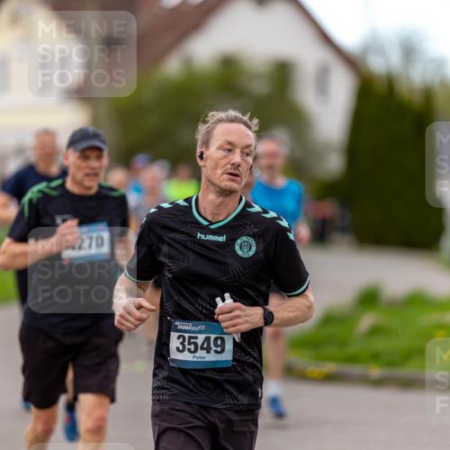 07.04.2024 - 43. Internationalen Wilhelmsburger Insellauf Michael Strokosch http://msf.ph/oto/6041322 07.04.2024 10:25:59 Laufen 270, 3549 meine-sportfotos.de
