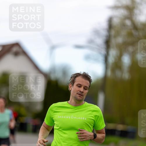 07.04.2024 - 43. Internationalen Wilhelmsburger Insellauf Michael Strokosch http://msf.ph/oto/6041343 07.04.2024 10:26:09 Laufen 21 meine-sportfotos.de