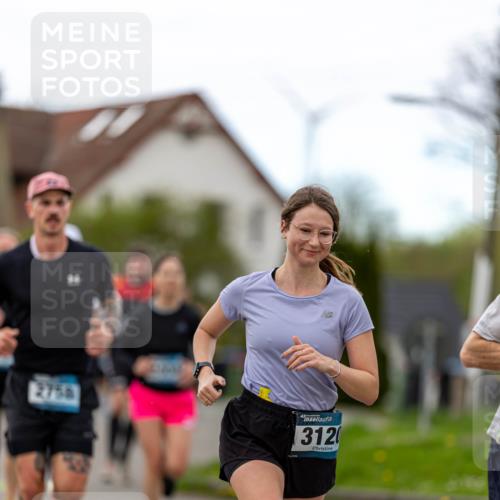 07.04.2024 - 43. Internationalen Wilhelmsburger Insellauf Michael Strokosch http://msf.ph/oto/6041353 07.04.2024 10:26:12 Laufen 2758, 3120 meine-sportfotos.de
