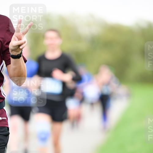 07.04.2024 - 43. Internationalen Wilhelmsburger Insellauf Dr. Thomas Lammeyer http://msf.ph/oto/6041354 07.04.2024 10:38:04 Laufen  meine-sportfotos.de