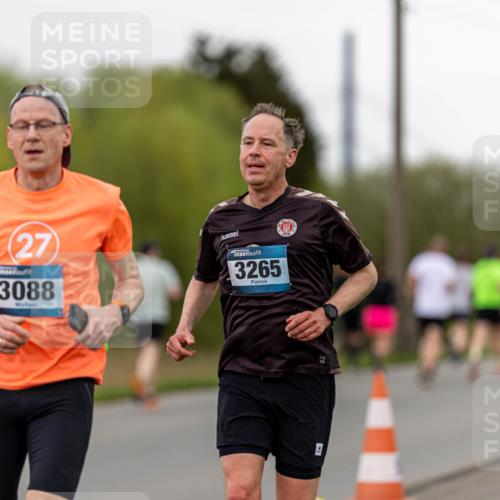 07.04.2024 - 43. Internationalen Wilhelmsburger Insellauf Michael Strokosch http://msf.ph/oto/6041370 07.04.2024 10:26:30 Laufen 27, 3088, 3265 meine-sportfotos.de