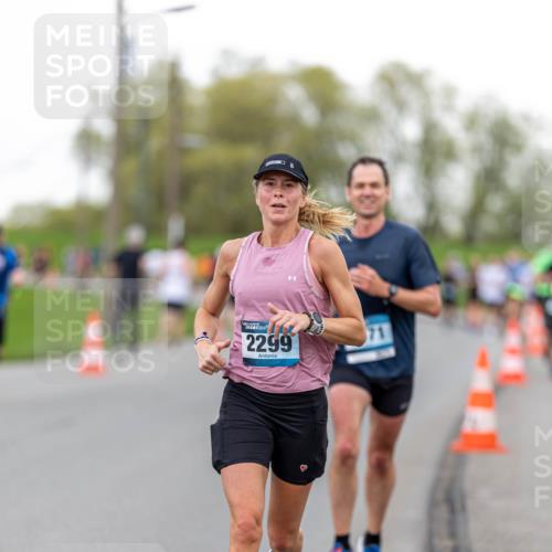 07.04.2024 - 43. Internationalen Wilhelmsburger Insellauf Michael Strokosch http://msf.ph/oto/6041447 07.04.2024 10:27:37 Laufen 0, 2299 meine-sportfotos.de