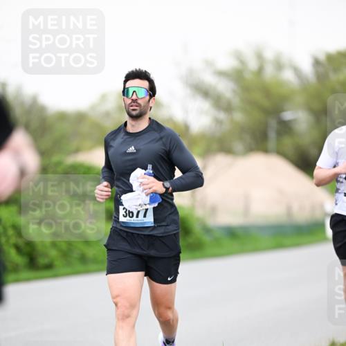 07.04.2024 - 43. Internationalen Wilhelmsburger Insellauf Dr. Thomas Lammeyer http://msf.ph/oto/6041475 07.04.2024 10:38:27 Laufen 36, 7 meine-sportfotos.de