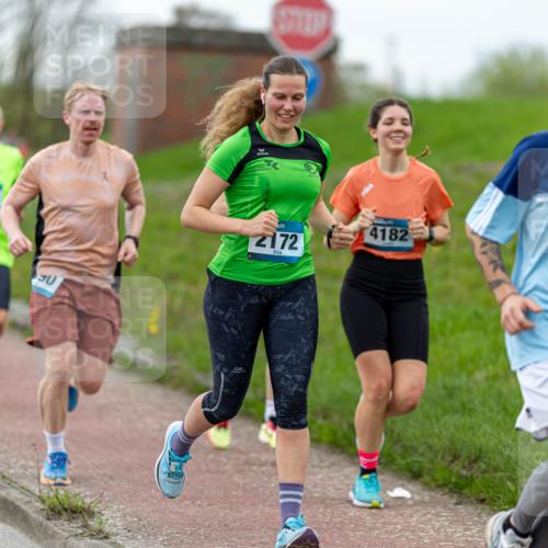 07.04.2024 - 43. Internationalen Wilhelmsburger Insellauf Michael Strokosch http://msf.ph/oto/6041513 07.04.2024 10:30:03 Laufen 30, 4182, 2172, 3692 meine-sportfotos.de