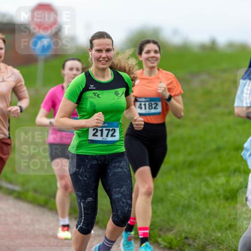 07.04.2024 - 43. Internationalen Wilhelmsburger Insellauf Michael Strokosch http://msf.ph/oto/6041518 07.04.2024 10:30:03 Laufen 90, 2172, 4182, 3692 meine-sportfotos.de